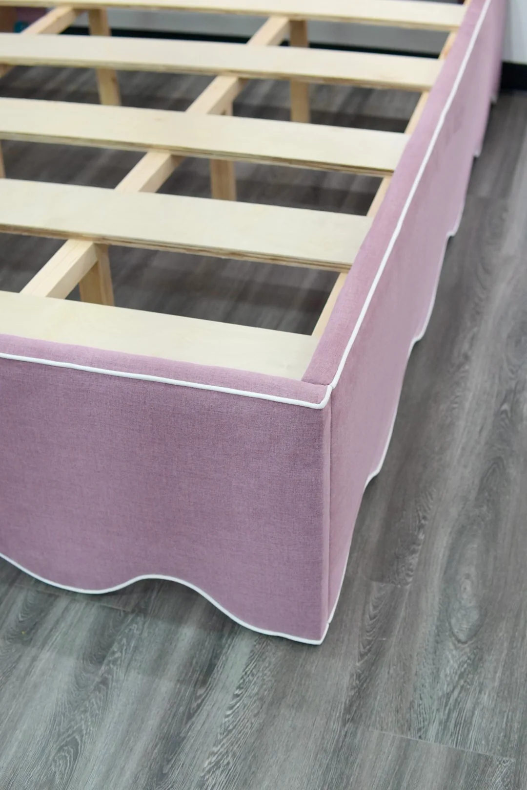 60”H Queen Upholstered Platform Bed - Scalloped Base - Lavender Woven Fabric with White Pink - Image 8