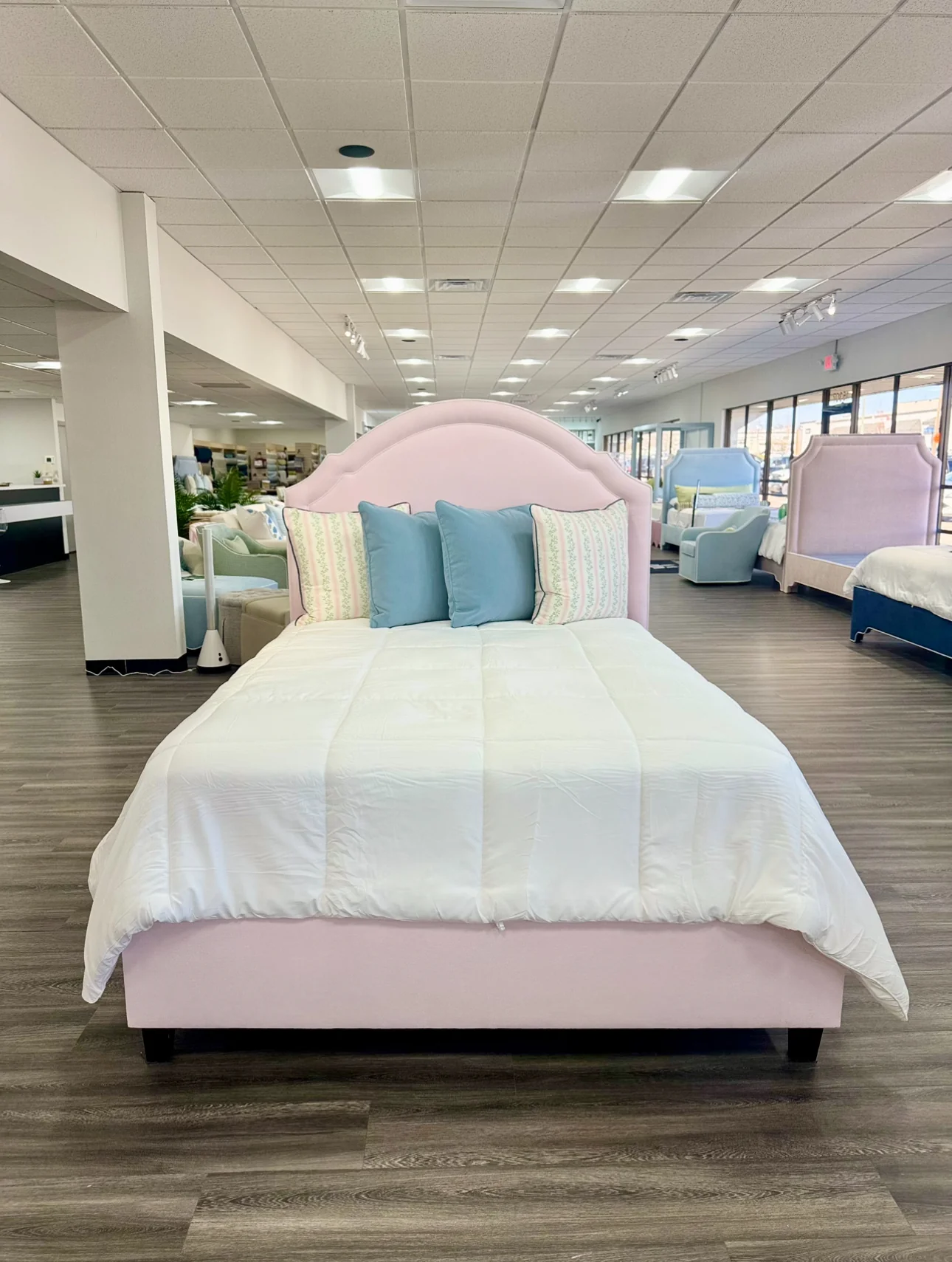 65”H Queen Upholstered Platform Bed - Wooden Legs - Powder Pink Woven Fabric with White Pink - Image 2