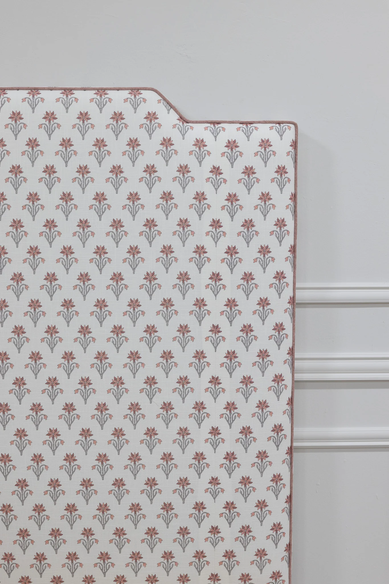 The Celeste Queen Upholstered Platform Bed - Pink Floral Linen Fabric - Petal Pink Trim - Image 7