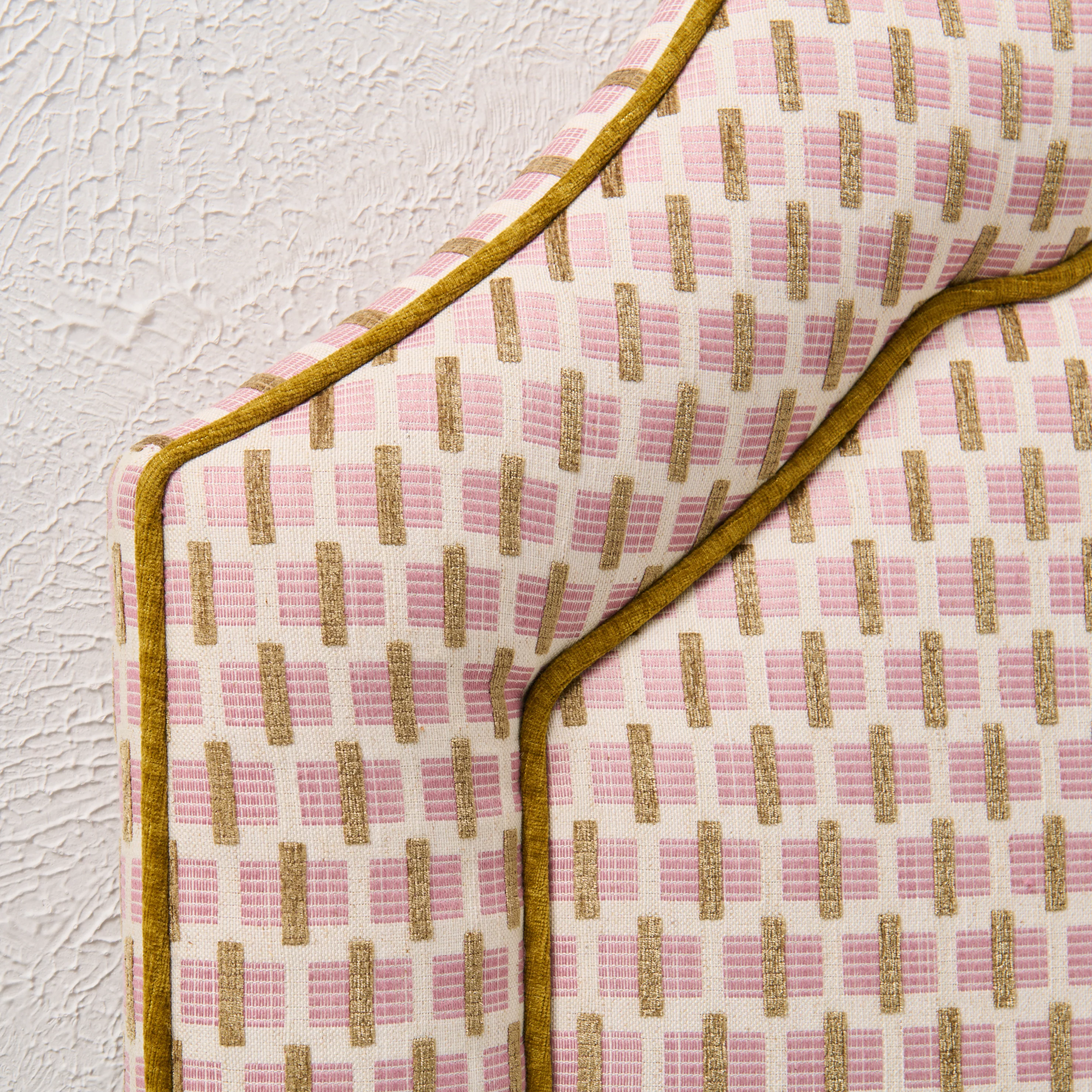 65” H Queen Headboard in Orchid Jacquard / Chenille Fabric - Image 2