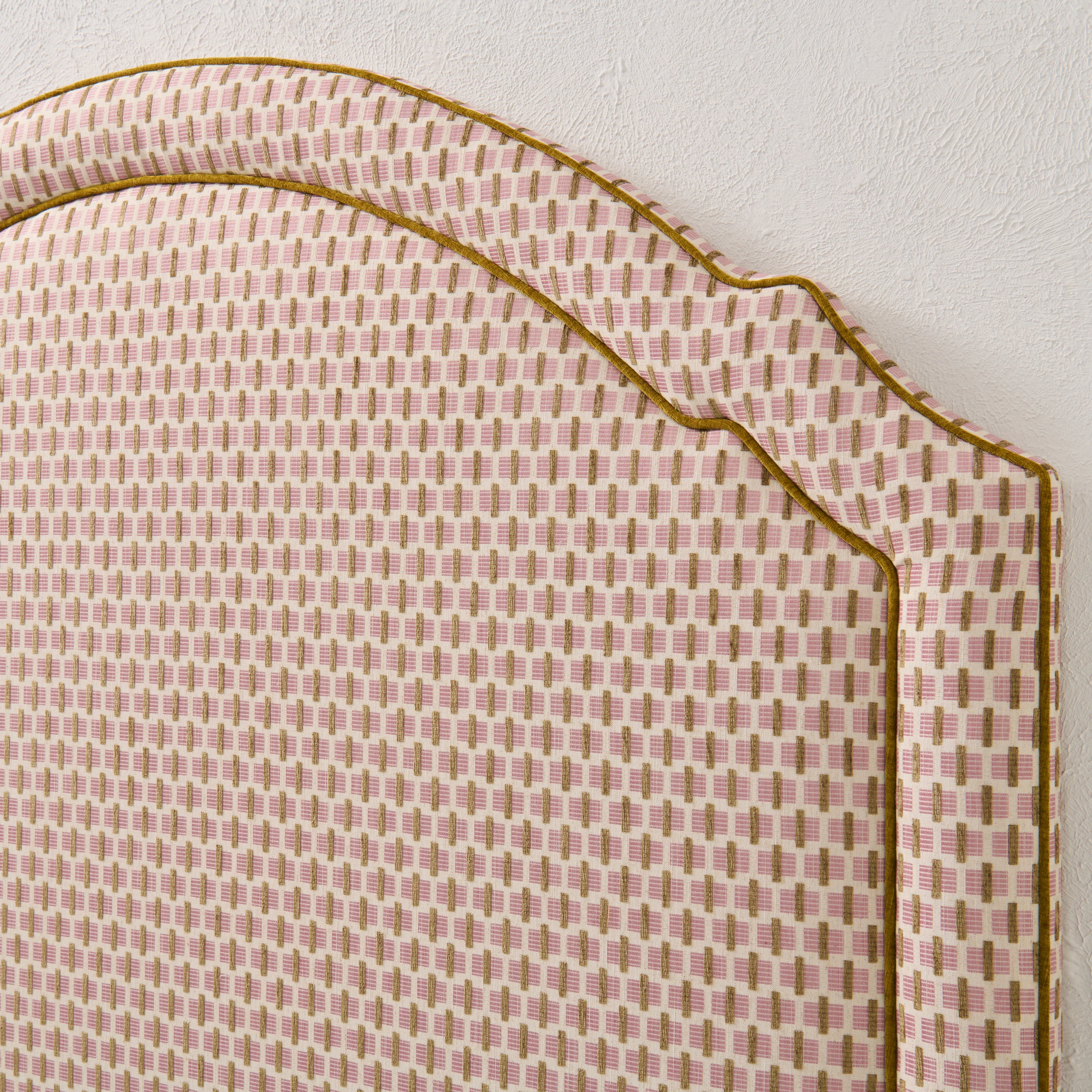 65” H Queen Headboard in Orchid Jacquard / Chenille Fabric - Image 4