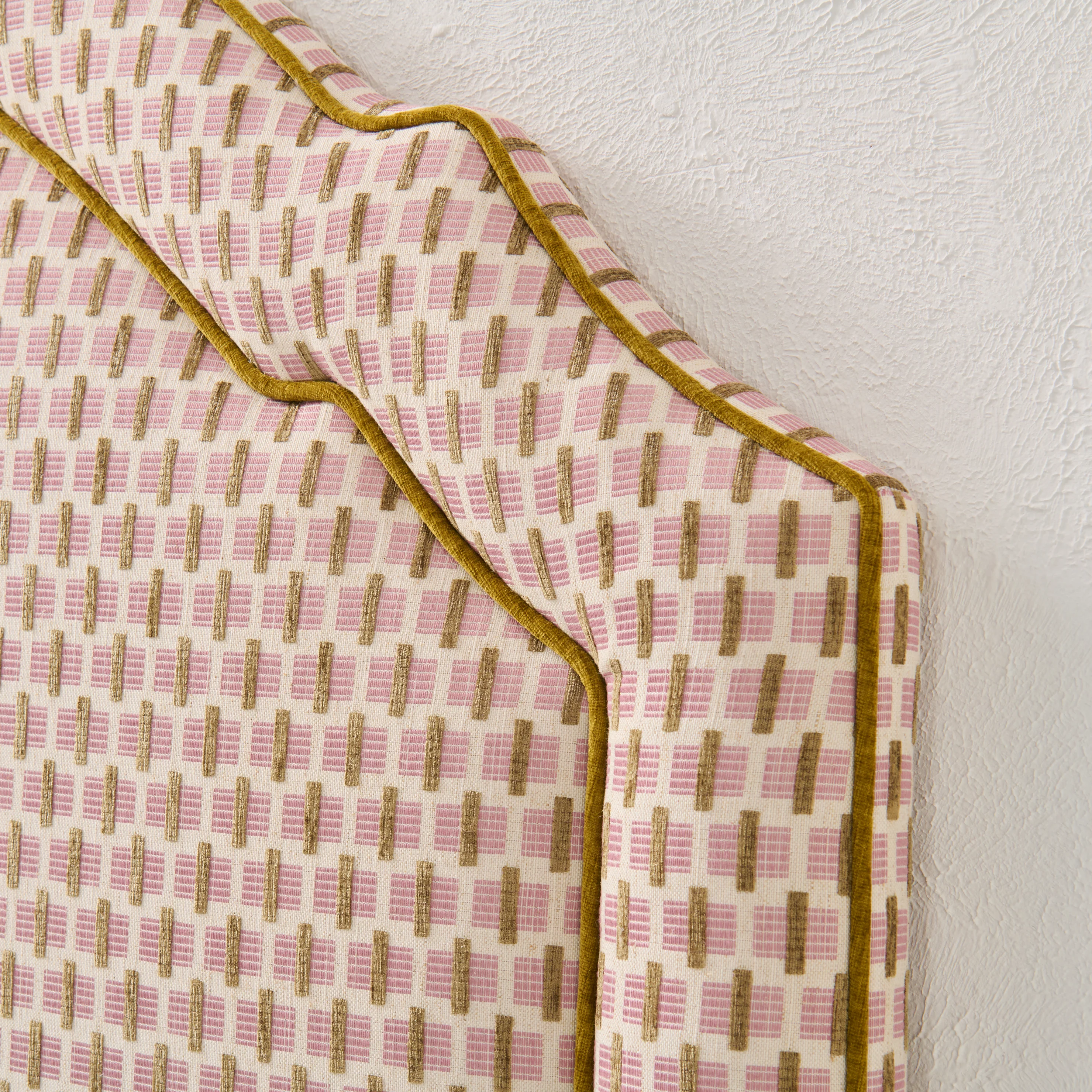 65” H Queen Headboard in Orchid Jacquard / Chenille Fabric - Image 5