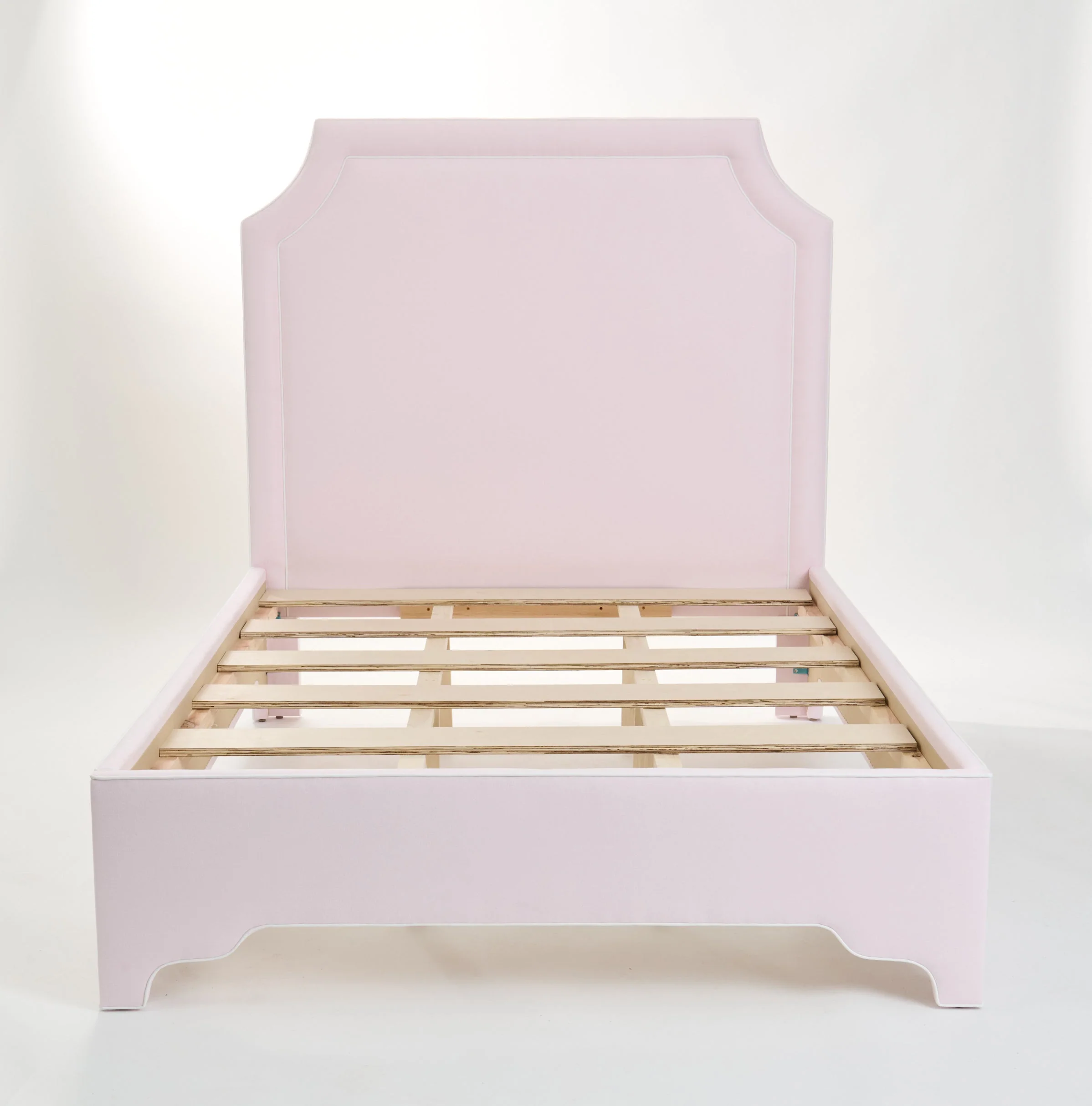 65” H Queen Upholstered Platform Bed - Scalloped Legs - Powder Pink Woven Fabric with White Trim - Image 6