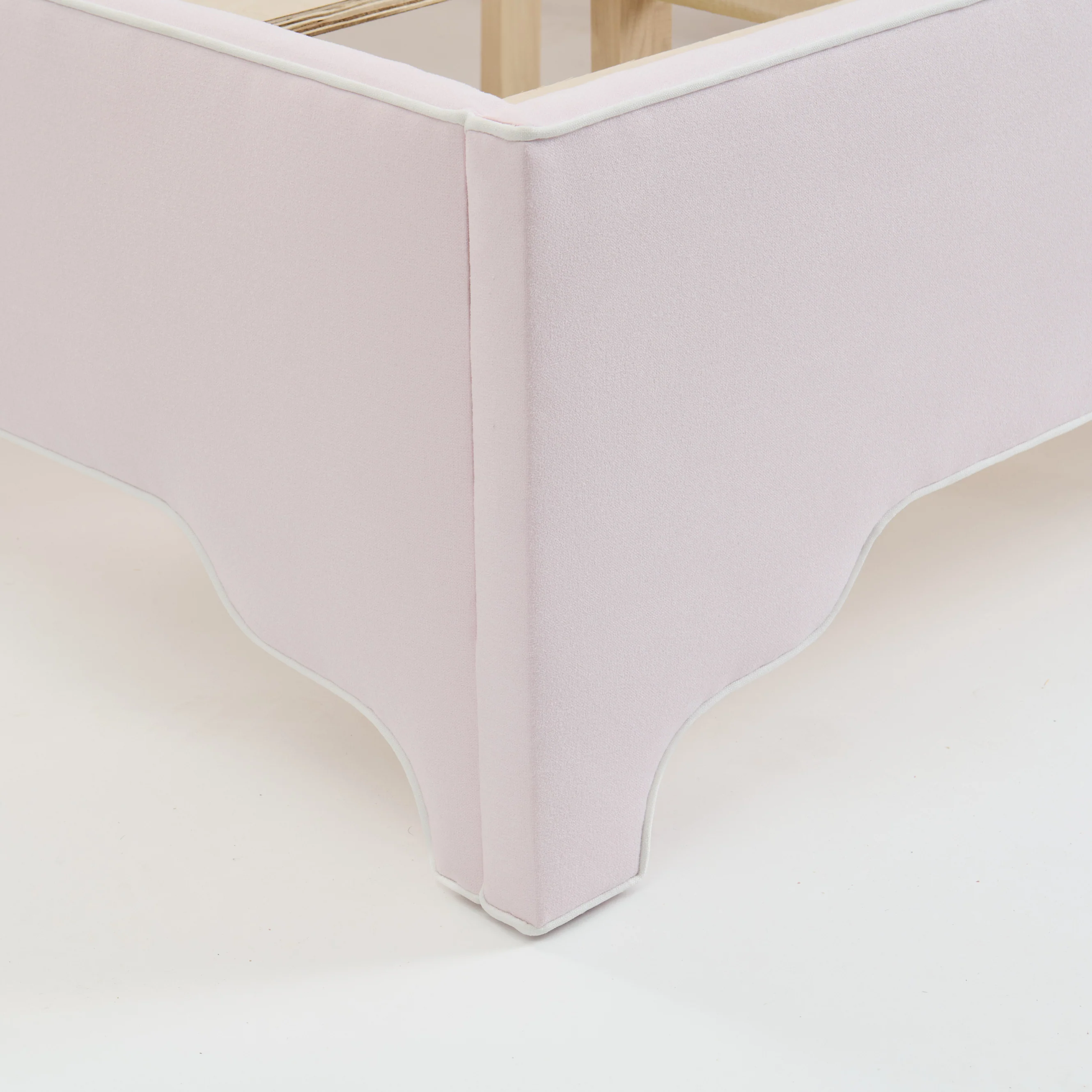 65” H Queen Upholstered Platform Bed - Scalloped Legs - Powder Pink Woven Fabric with White Trim - Image 8