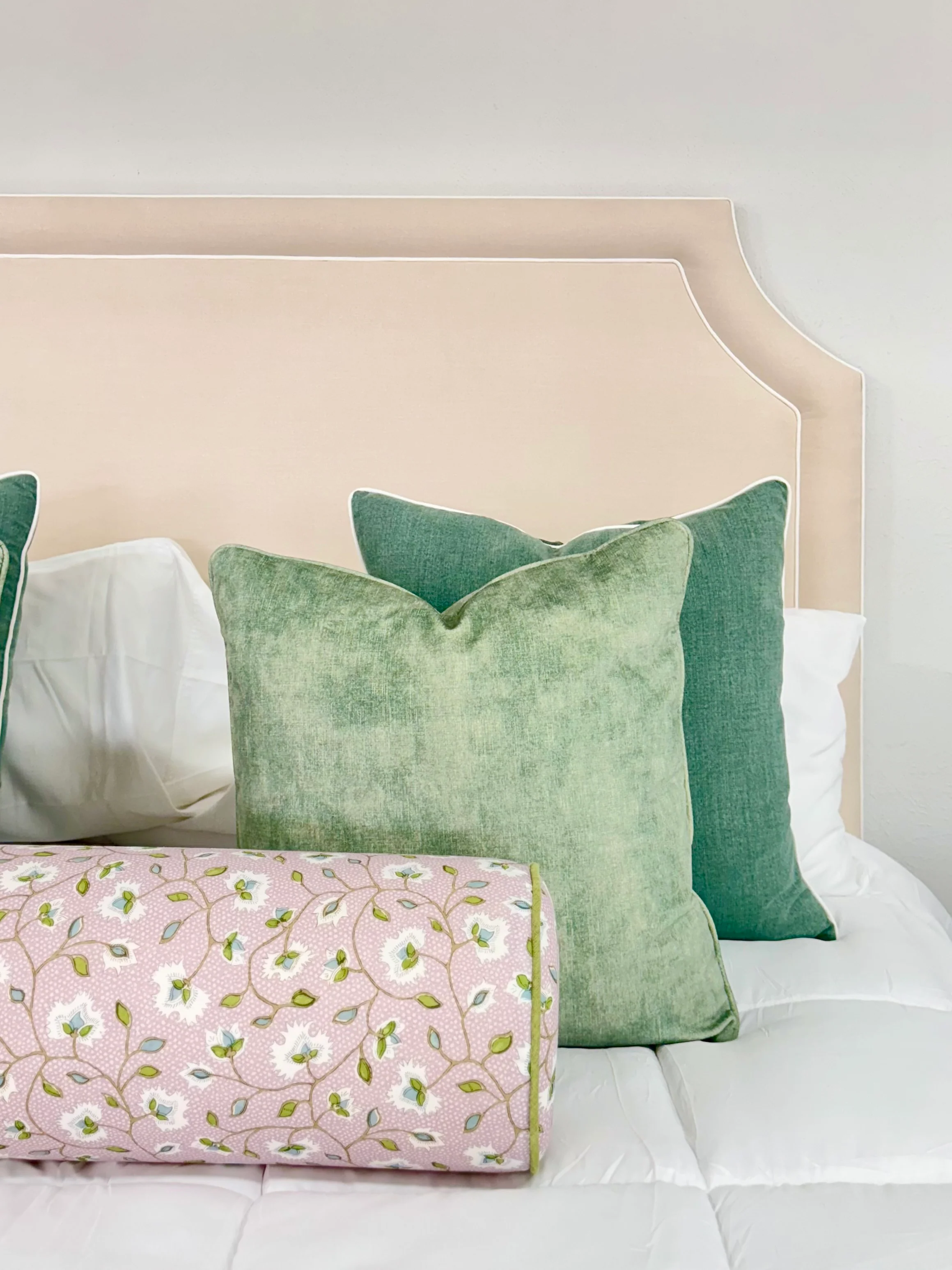 65"H King Upholstered Platform Bed - Scalloped Legs - Oatmeal Woven Fabric - White Trim - Image 2