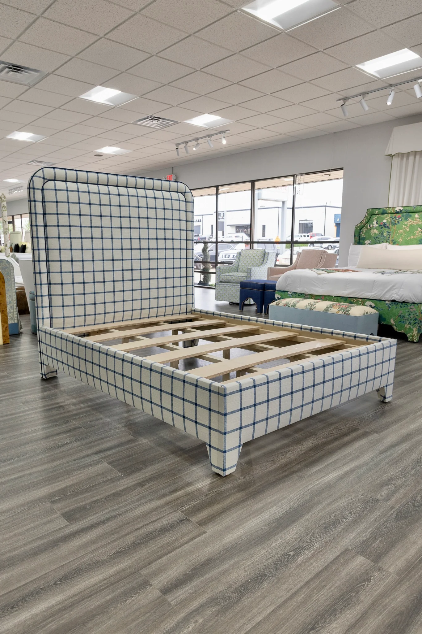 The Lorraine Queen Platform Bed in Navy Plaid Fabric - Navy Trim - Image 7