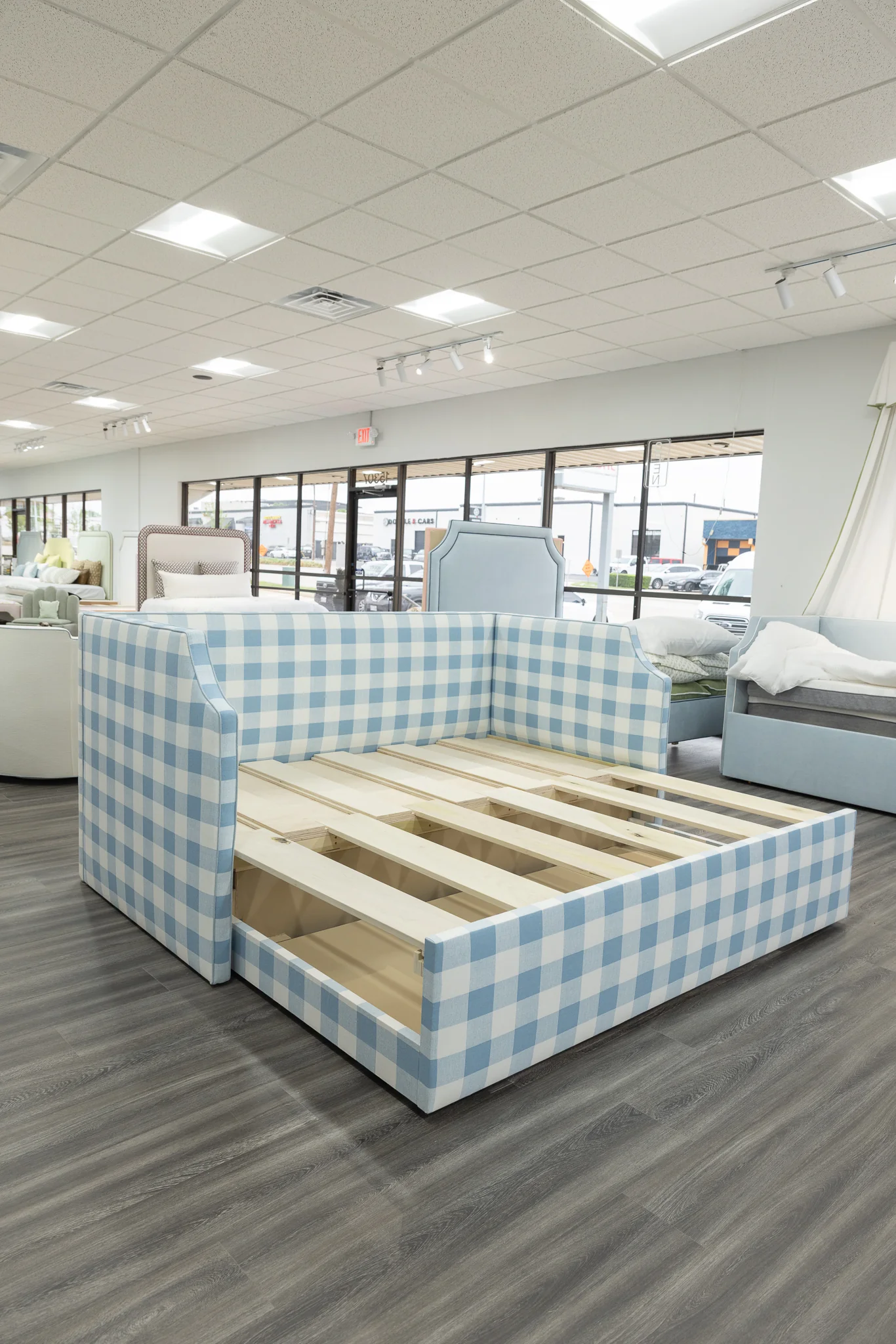Twin to king Upholstered Trundle Daybed in Buffalo Blue Fabric - Sky Blue Trim - Image 5