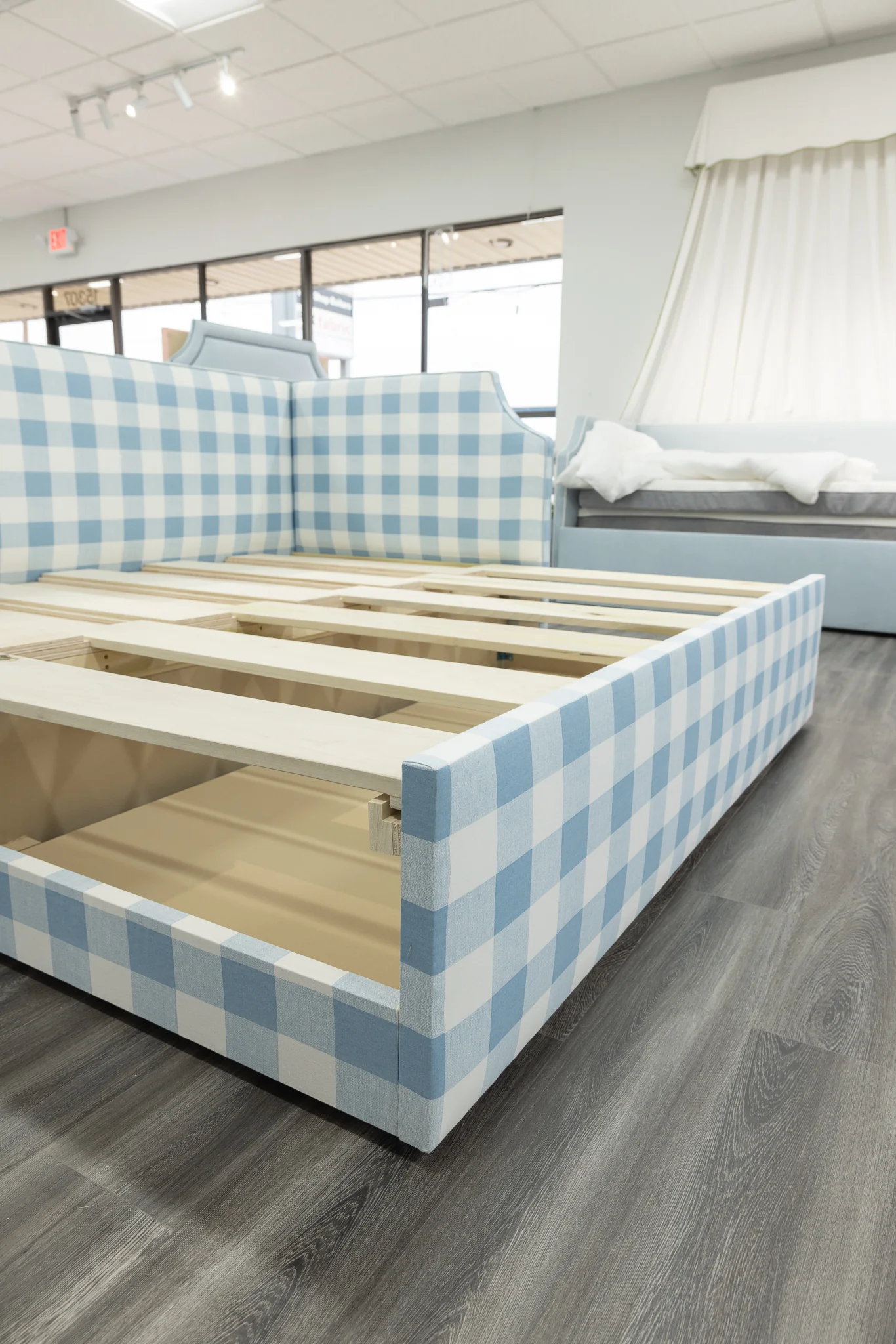Twin to king Upholstered Trundle Daybed in Buffalo Blue Fabric - Sky Blue Trim - Image 6