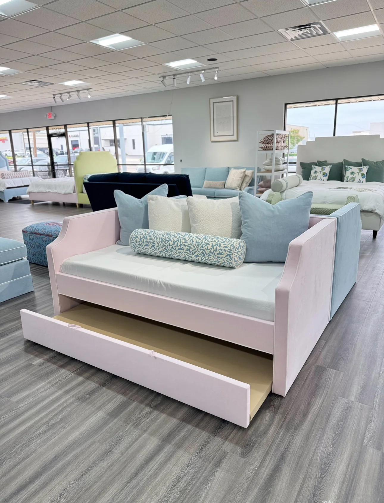Twin Trundle Daybed - Powder Pink Woven - White Trim - Image 7